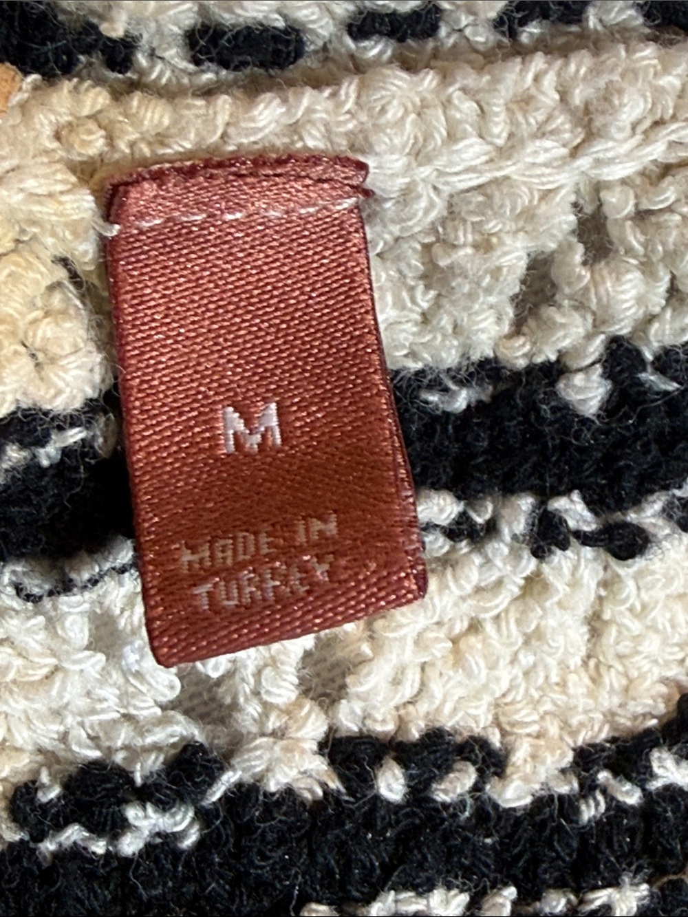 Pilcro Knit Sweater Vest – Size M and L - Picture 9 of 11